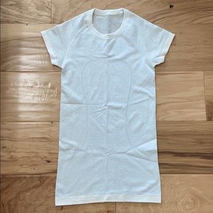 Lululemon Swiftly Top